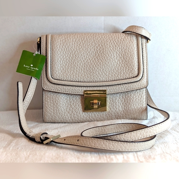 kate spade Handbags - Kate Spade Small Merrick Everett Way Crossover Body Handbag Purse